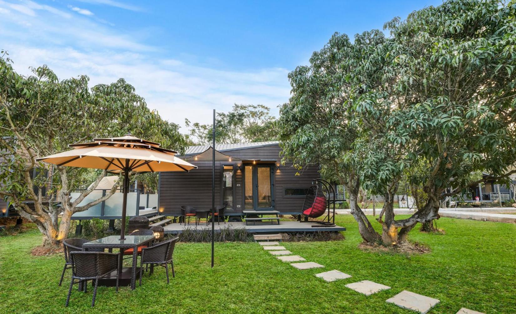 Glamp Wilderness Hotel Nelamangala ภายนอก รูปภาพ